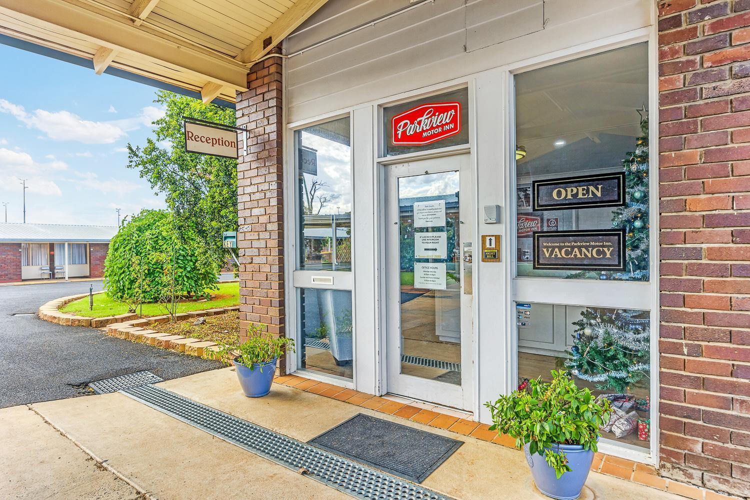 Parkview Motor Inn Parkes Zewnętrze zdjęcie